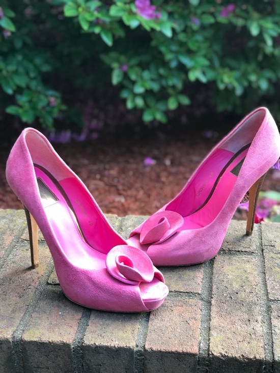 TOPSHOP Shoes - TOPSHOP Pink Rosette open toe Suede BarbieCore stiletto heel Size 9.5 EU Size 40